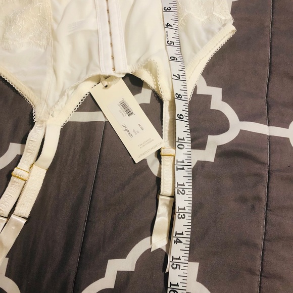 ‼️🆕ONCE UPON A TIME‼️IVORY GIRDLE - Picture 5 of 6